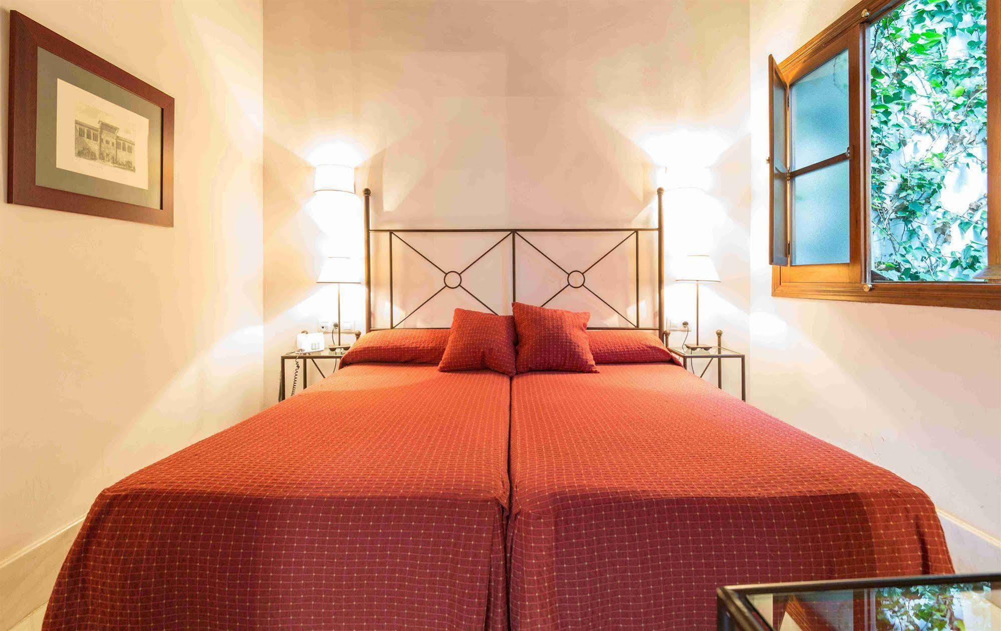 Hotel Nuea Giralda Sewilla Zewnętrze zdjęcie